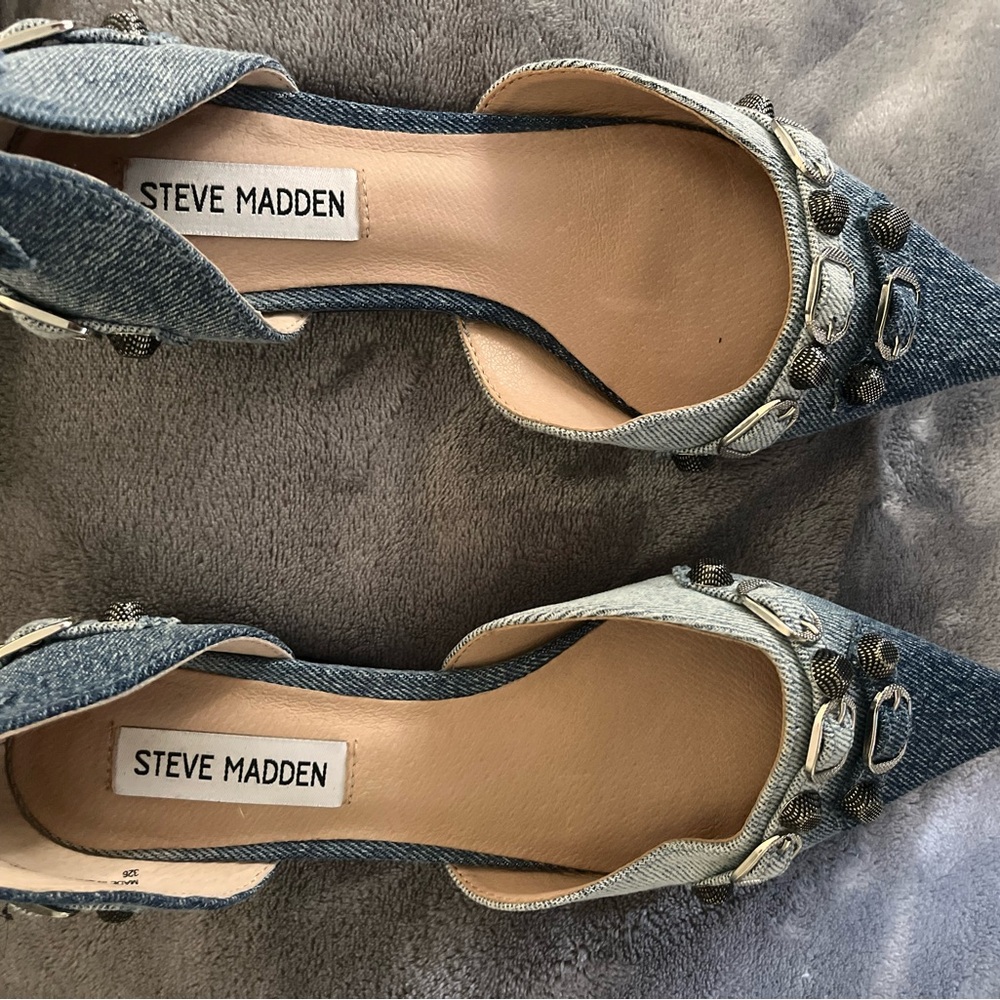 Steve Madden Jean print flats with pointed toe